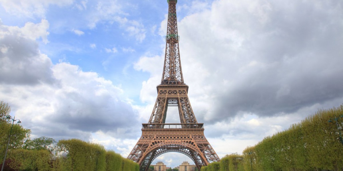 10 Romantic Places To Visit in Paris This Winters