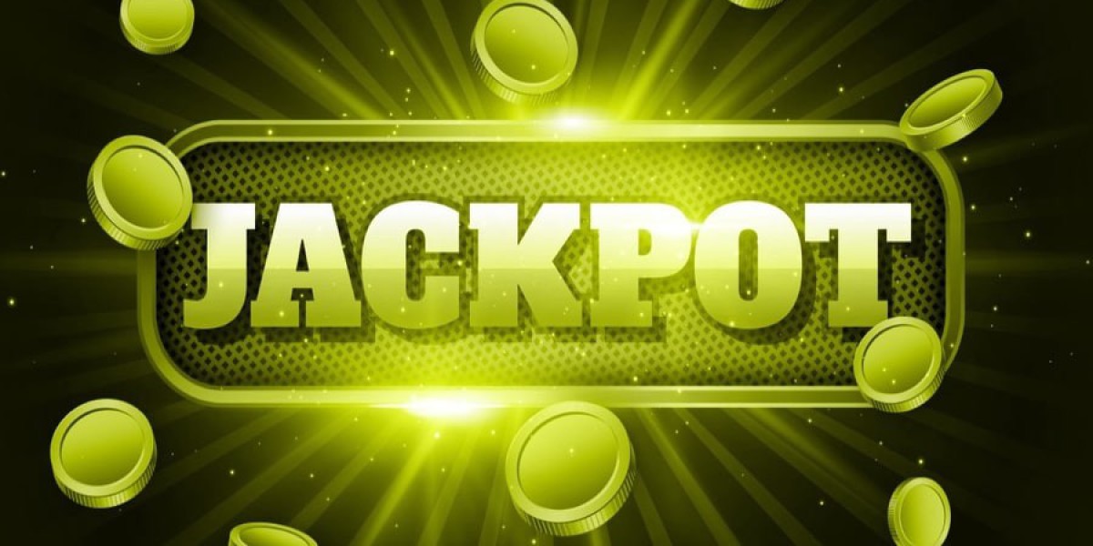 Spinning Riches: Unraveling the Online Slot Extravaganza