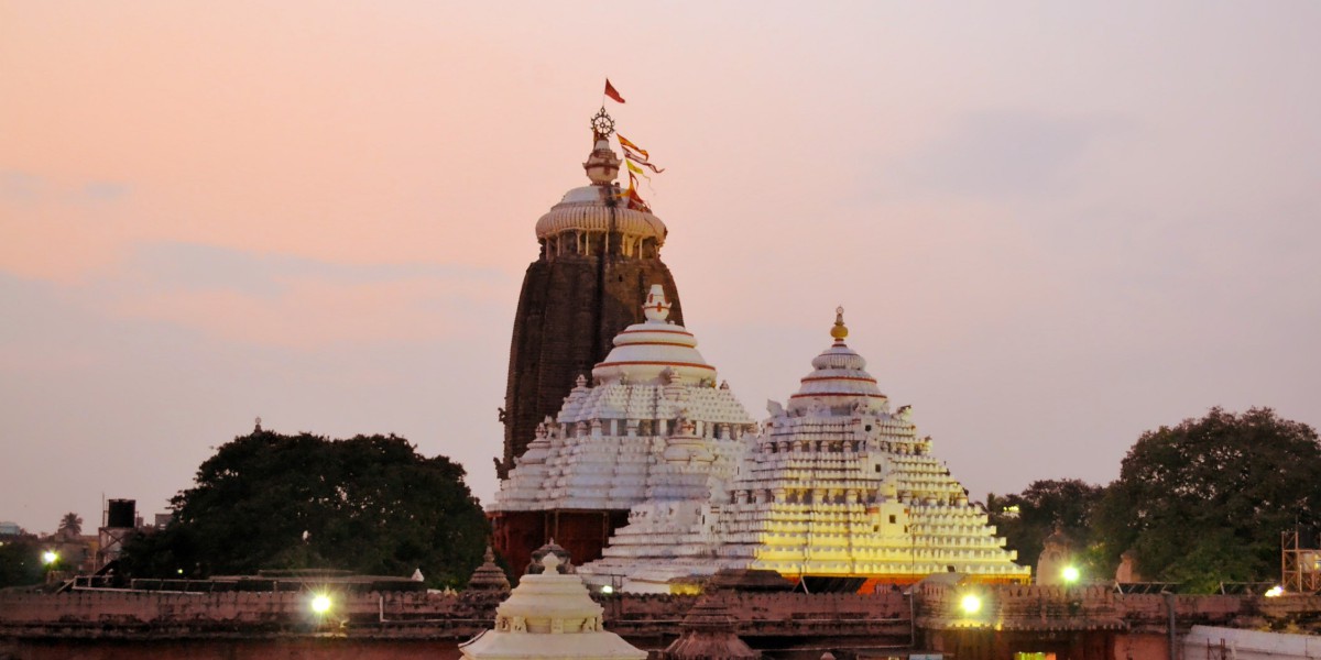 Savor the Flavors at Jagannath Puri’s Best Street Food Spots