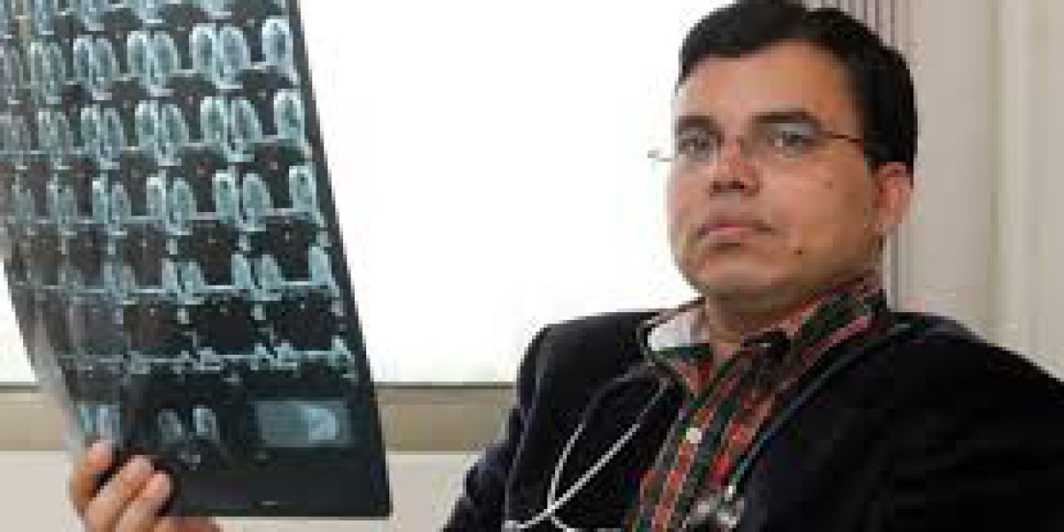 Best Gynecologic Oncologists in Delhi: Dr. Gopal Sharma | Medical Oncologist in Delhi