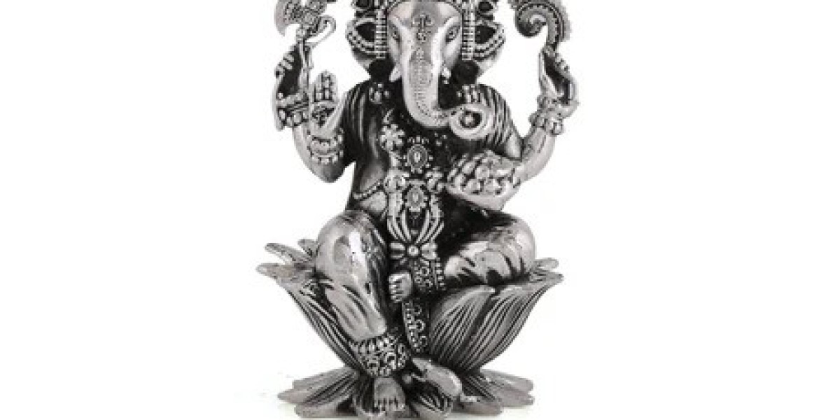 Exquisite Silver Ganesh Murti: A Symbol of Prosperity and Blessings