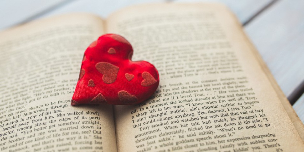 Discover the Best Romantic Thriller Books