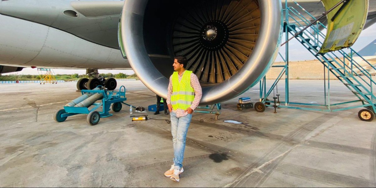 The Role of an Aircraft Maintenance Engineer in Pakistan's Aviation Industry