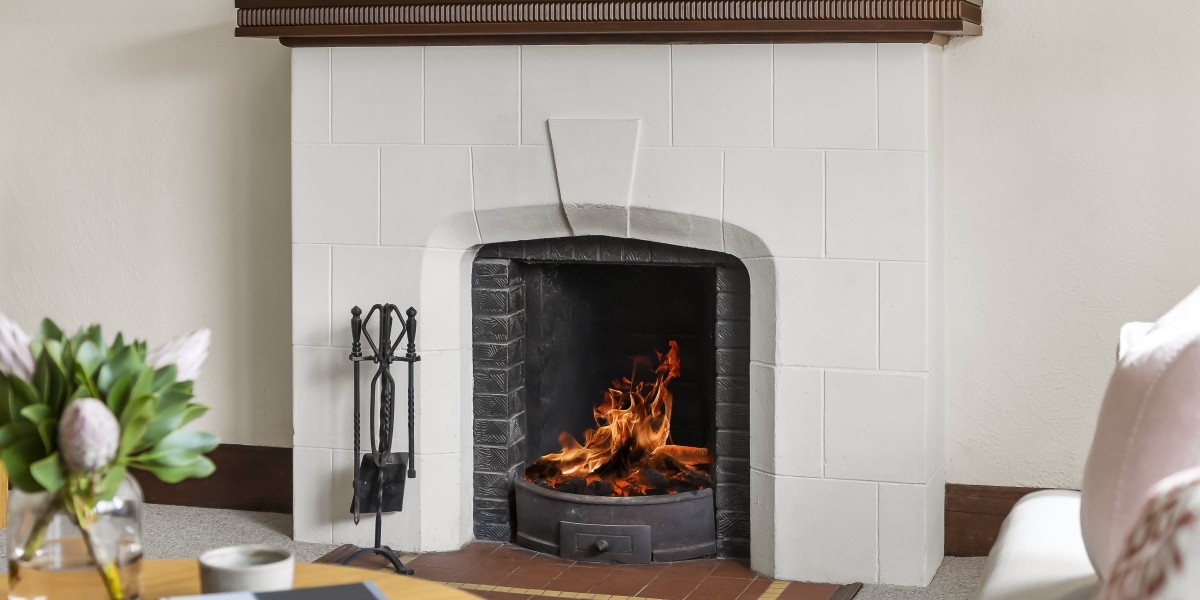 What's The Reason? Wall Mount Fireplace Is Everywhere This Year