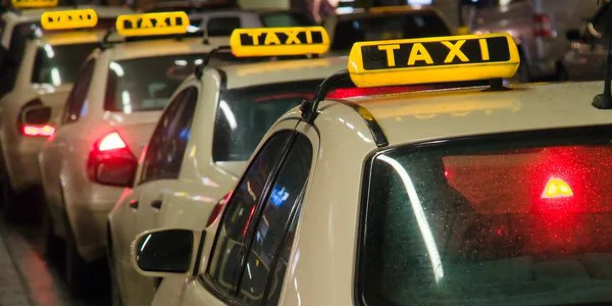 The Best Way to Get to the Airport – Hassle-Free Taxi Service